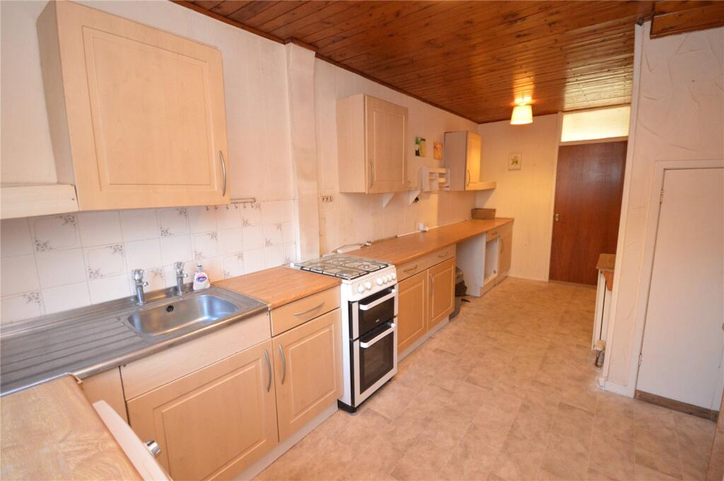 Newhall Road, Leeds, West Yorkshire photo 3