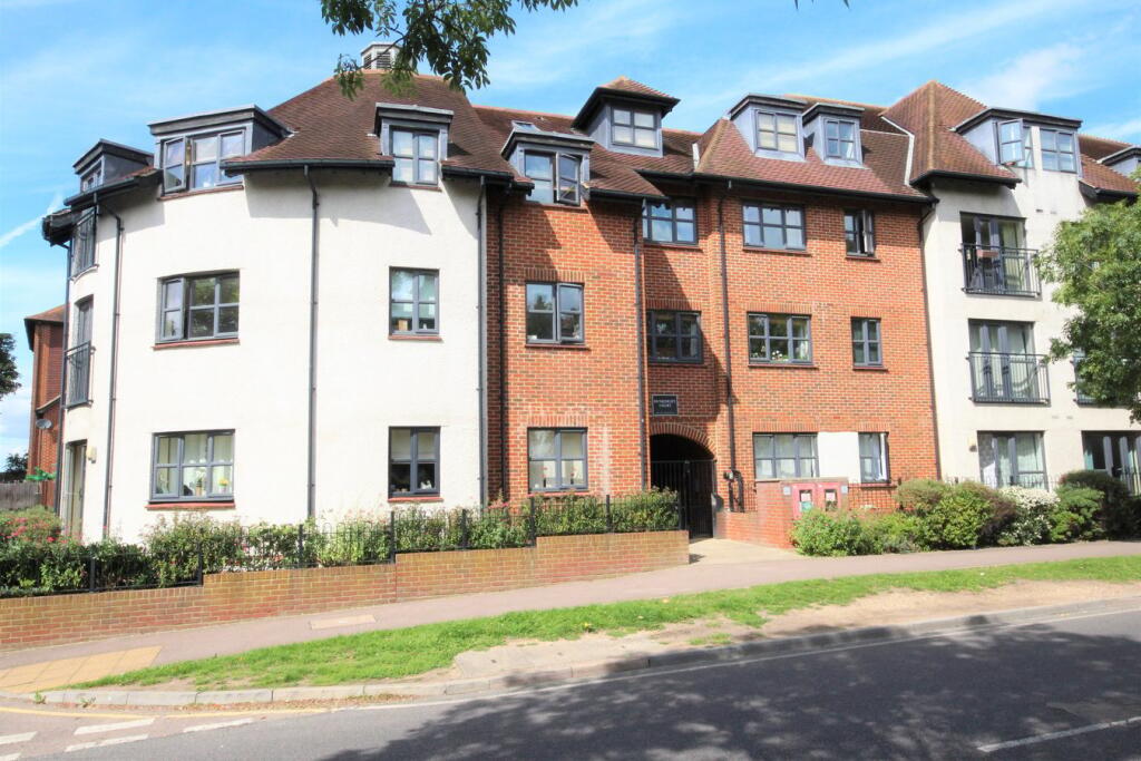 Main image of property: Dunkerley Court, Birds Hill, Letchworth Garden City, SG6