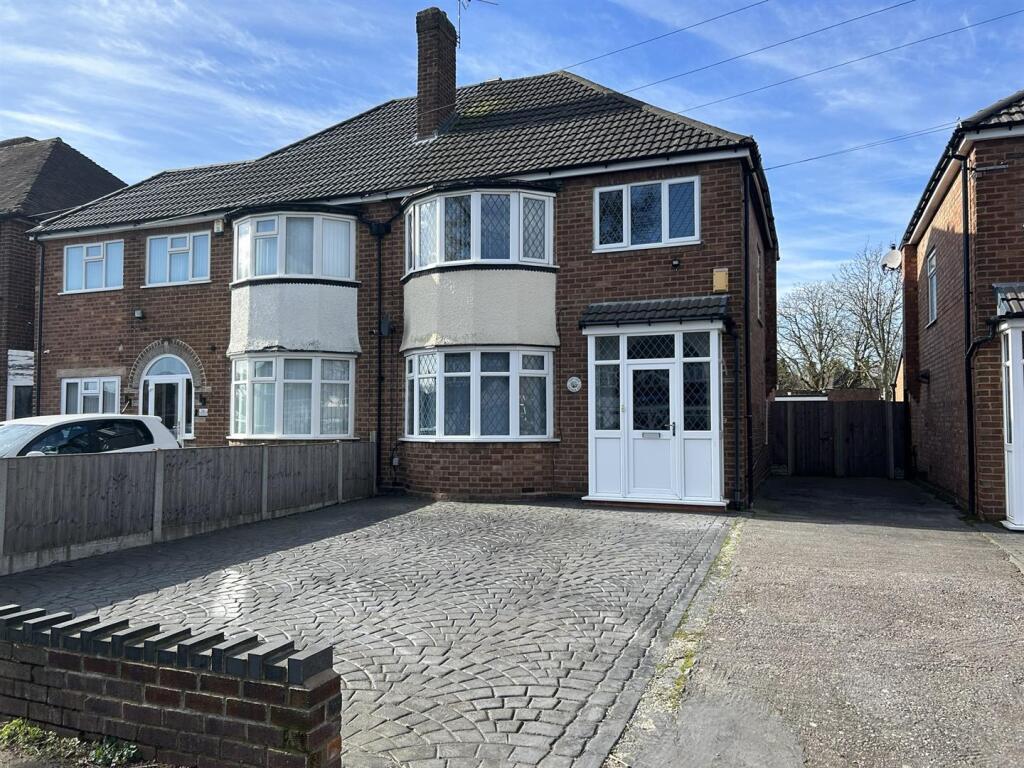 Main image of property: Manor Park Road, Castle Bromwich.