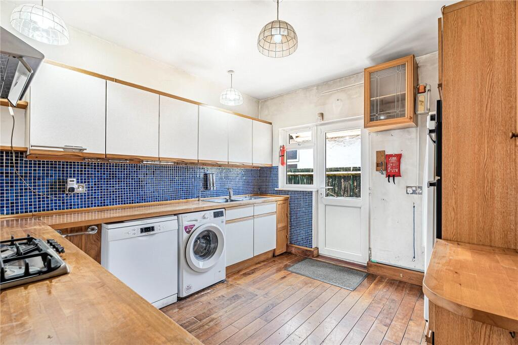 House in Twickenham - View 4