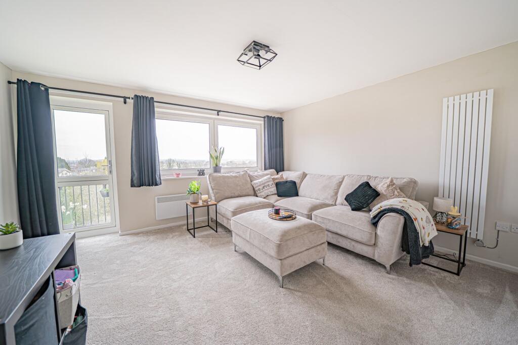 Additional image 3 of Meadow Drive, Hampton-In-Arden, B92