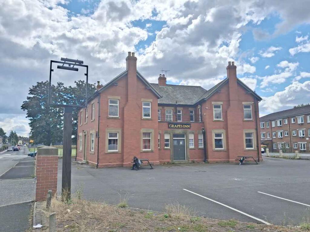 Main image of property: NW-625533 - Grapes Inn, Peel Lane, Rochdale OL10 4PR