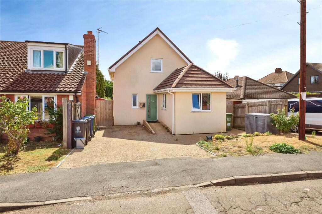 Main image of property: Home Close, Histon, Cambridge, Cambridgeshire, CB24
