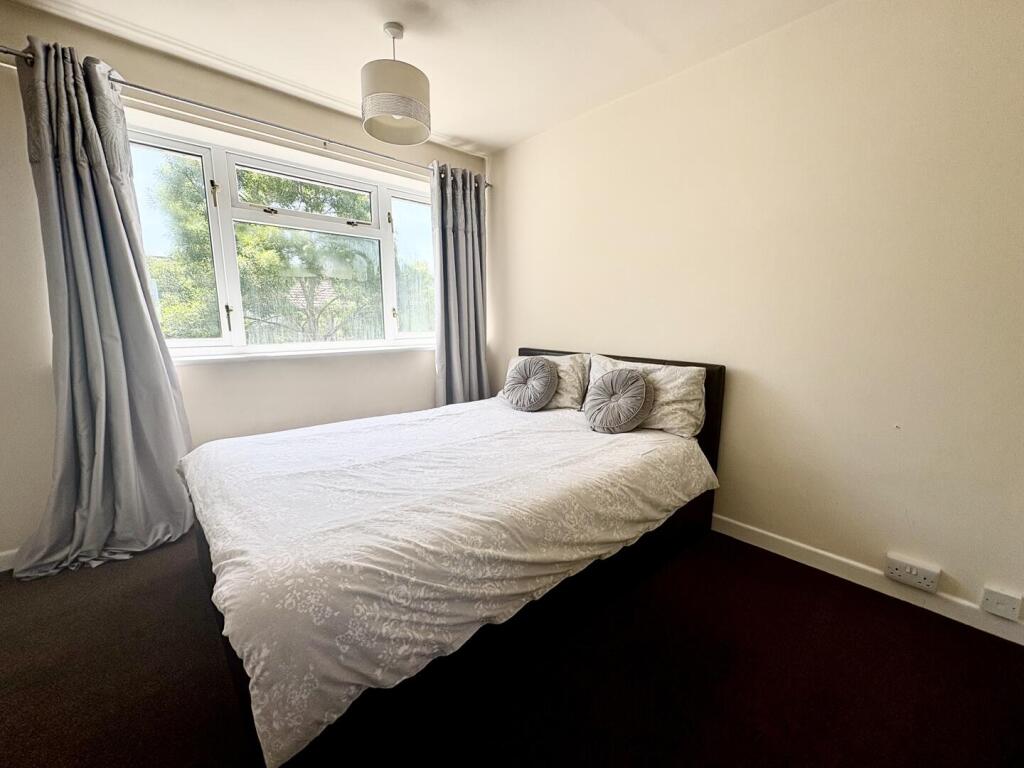 Apartment in Tamworth, Glascote - View 5