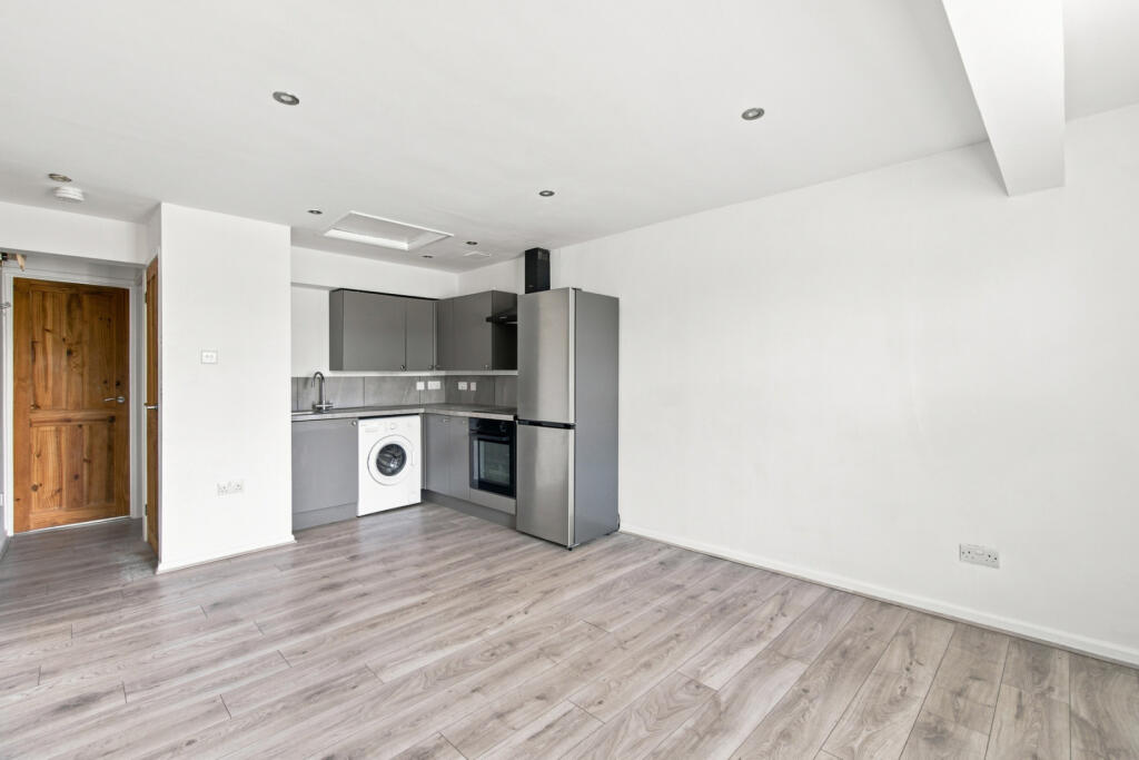Hockerill Street, Bishop's Stortford, Hertfordshire, CM23 photo 4