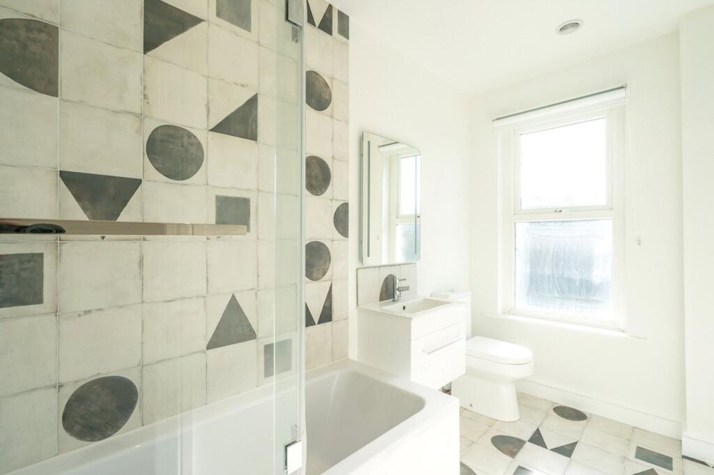 Apartment in Chichester, St James's - View 4