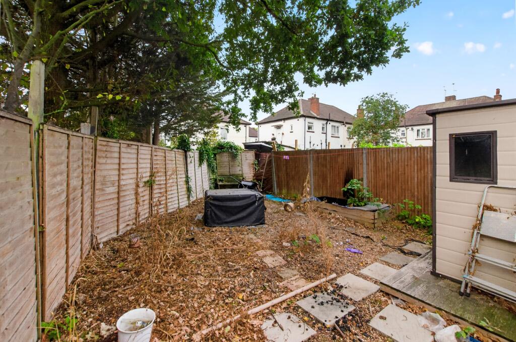 Apartment in London - View 5
