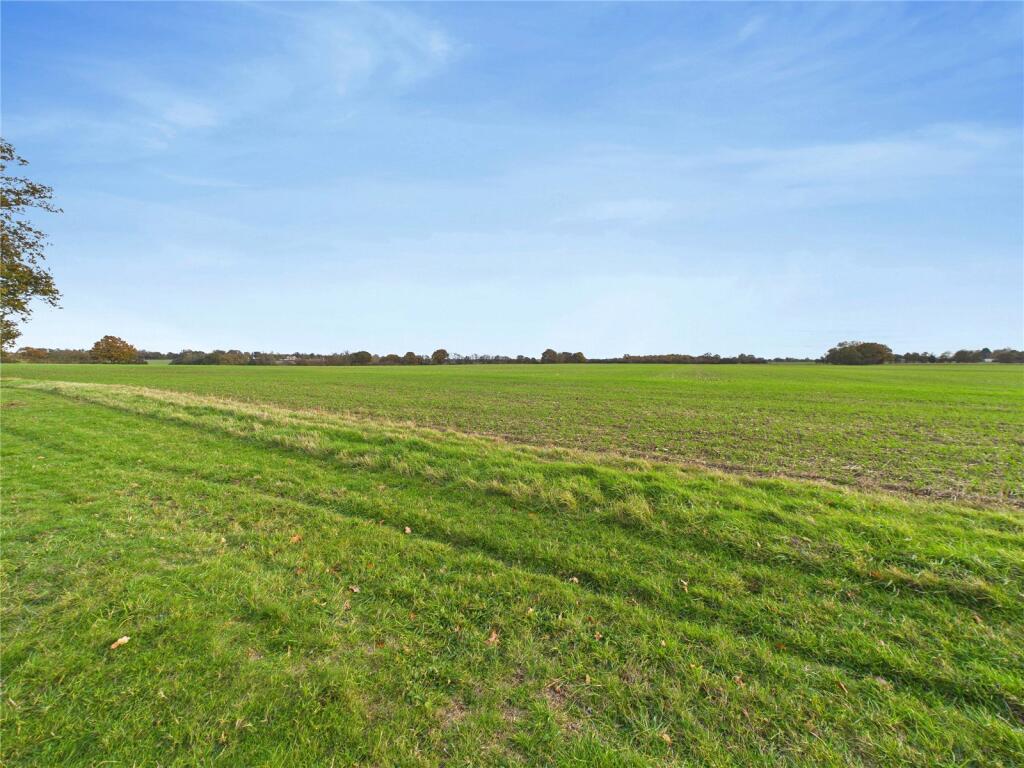 Hosdens Lane, Great Maplestead, Halstead, Essex, CO9 photo 2