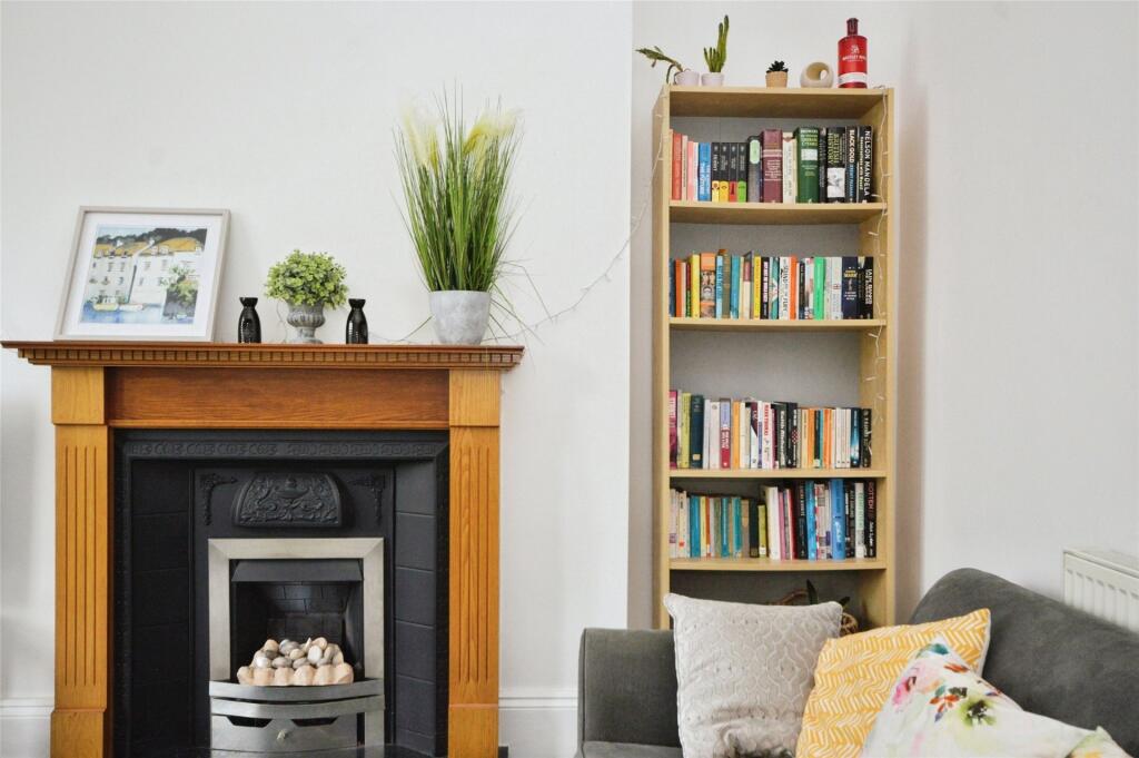 Apartment in Plymouth - View 5