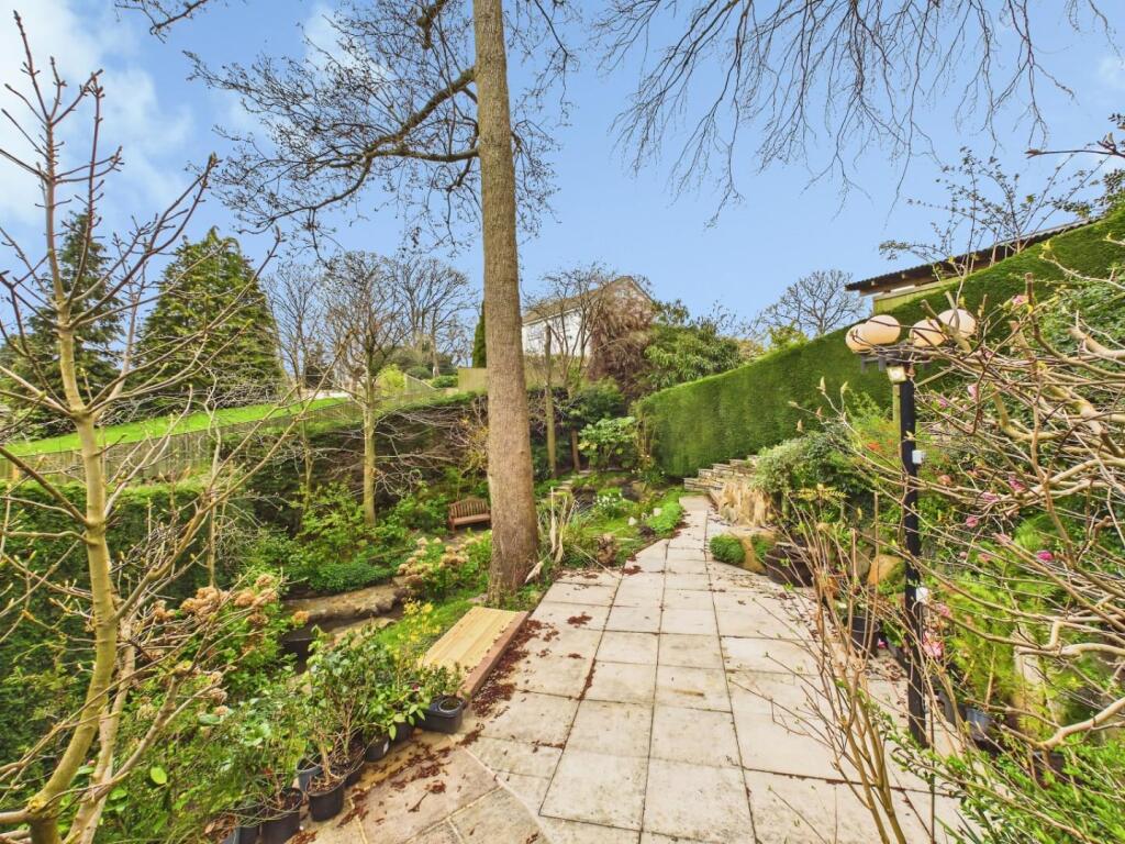 Additional image 38 of Woodvale Crescent, Bingley