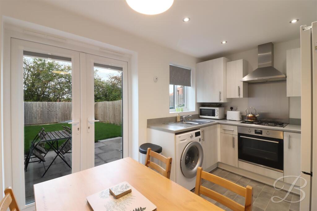 House in Chesterfield, Grassmoor, Hasland and Winswick - View 4