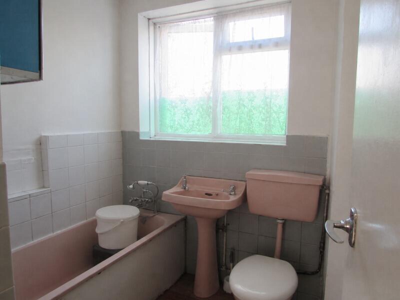 House in Harrow - View 5