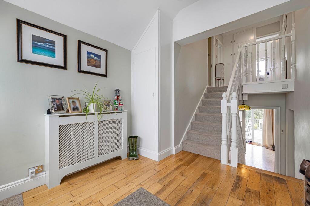 House in London - View 4