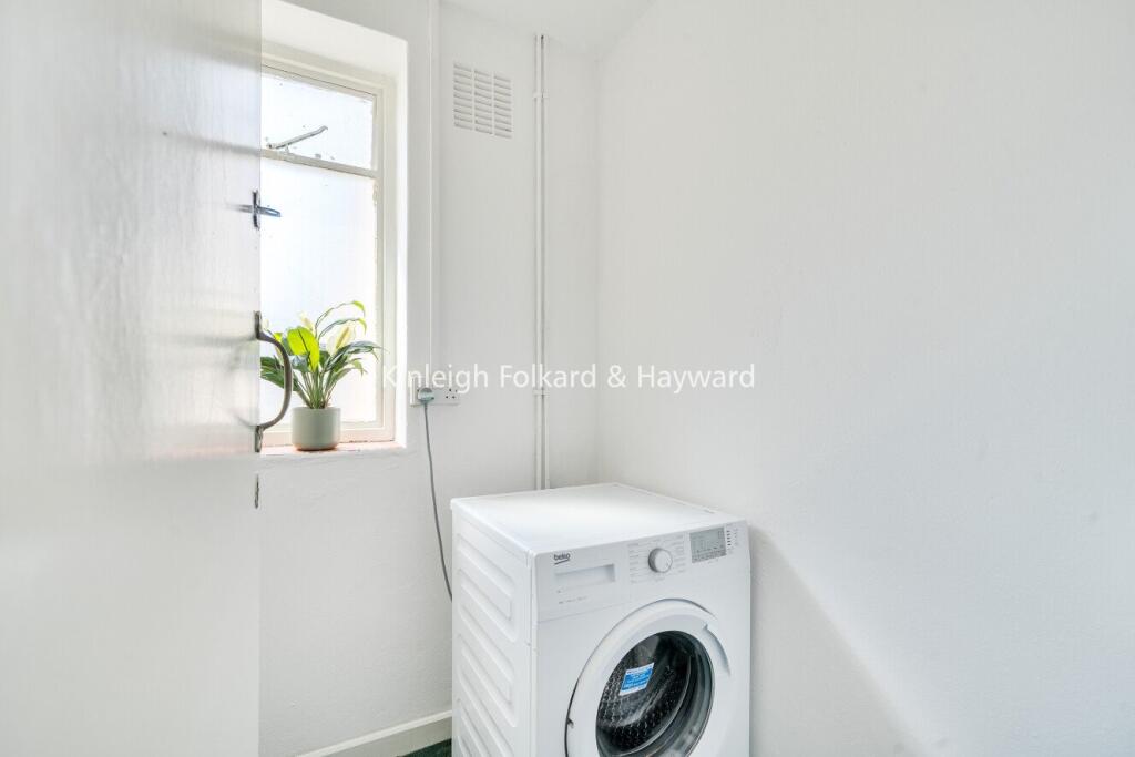 Apartment in Bromley - More