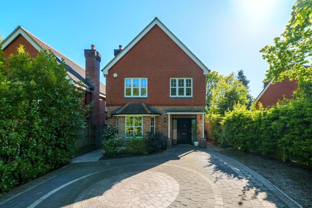 5-bed detached on Green Lane, Heathfield, TN21, £600,000