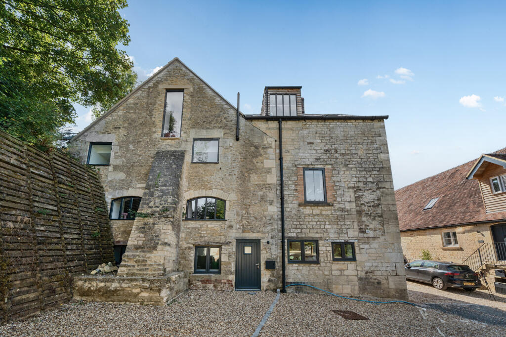 Main image of property: Tetbury Lane, Nailsworth, GL6