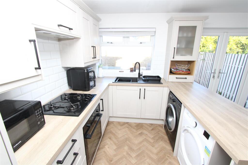 House in Bradford - View 2