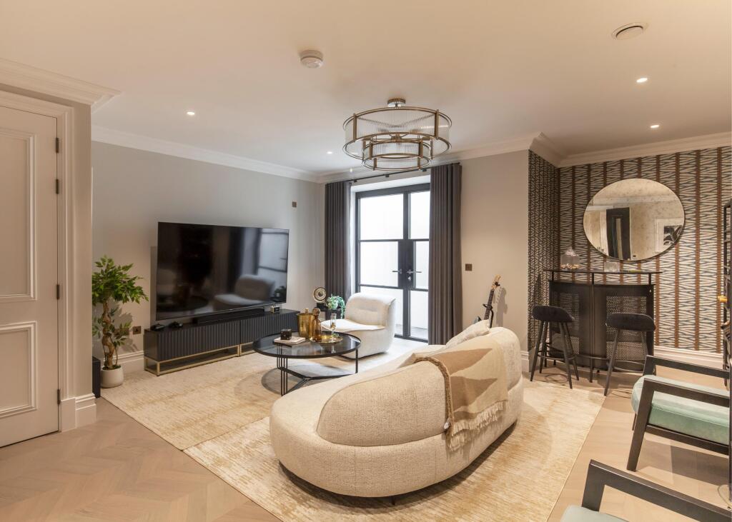 House in London - View 2