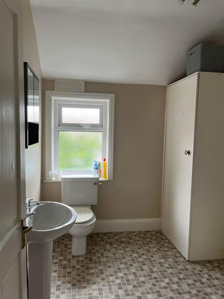 Apartment in Llandudno - More