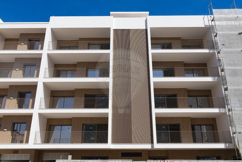 Main image of property: Setúbal, Montijo
