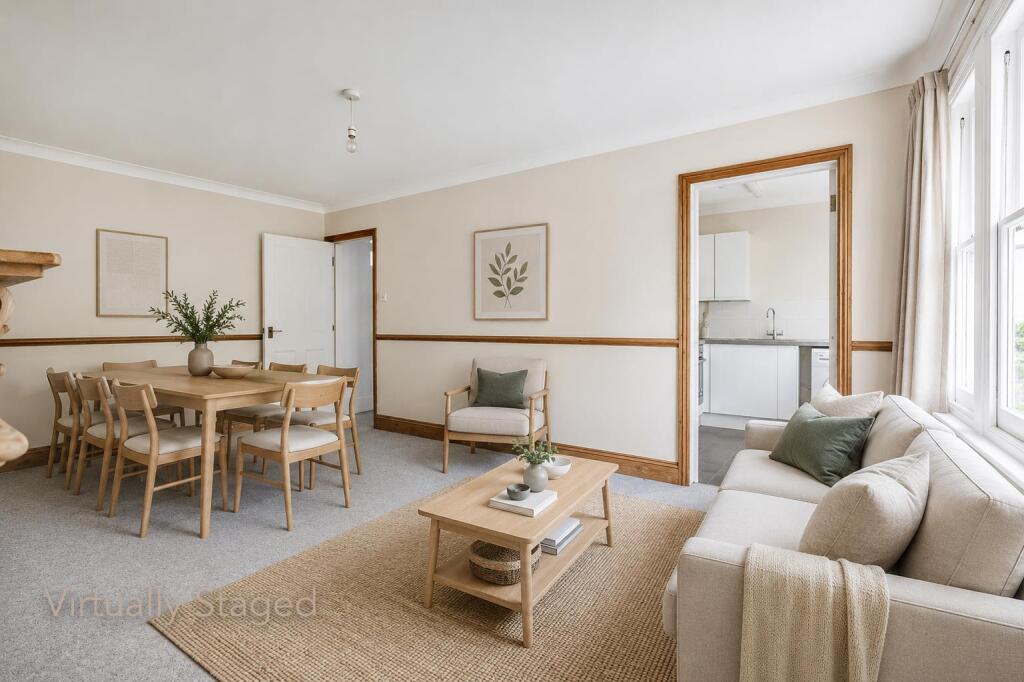 Apartment in Hove, Brunswick - View 4