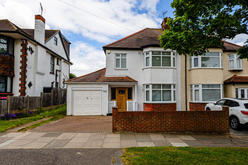 Main image of property: Elmsleigh Drive, Leigh-on-Sea, SS9