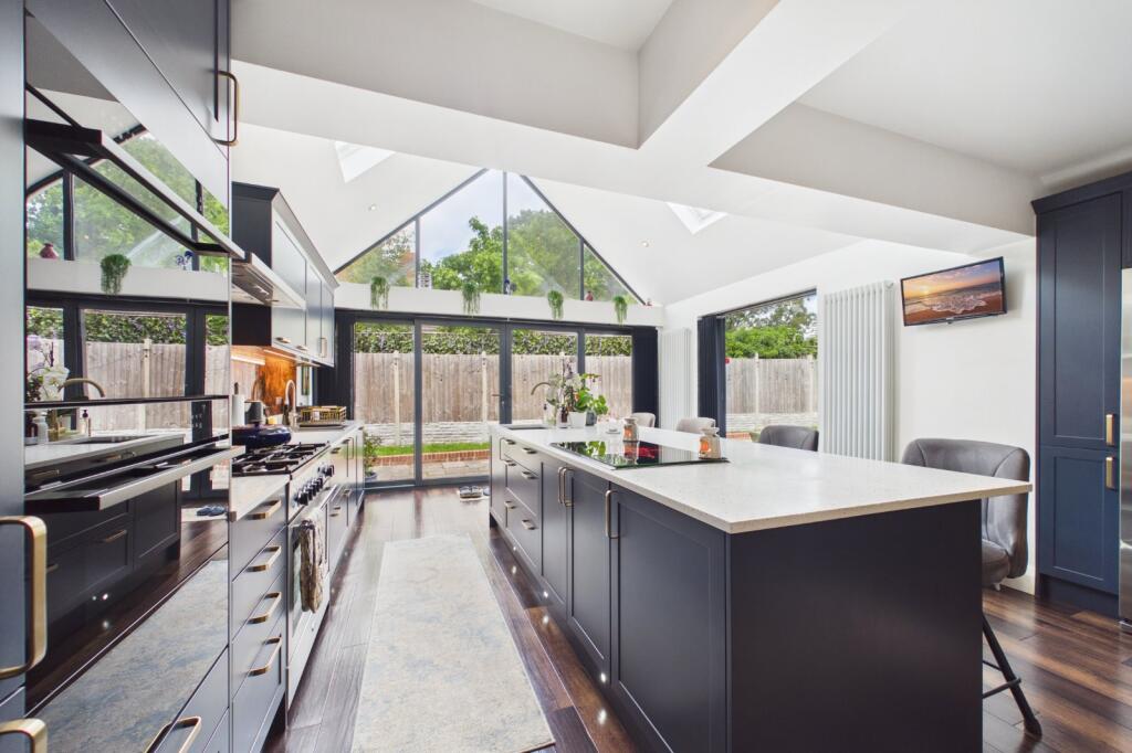 House in Bracknell - View 4