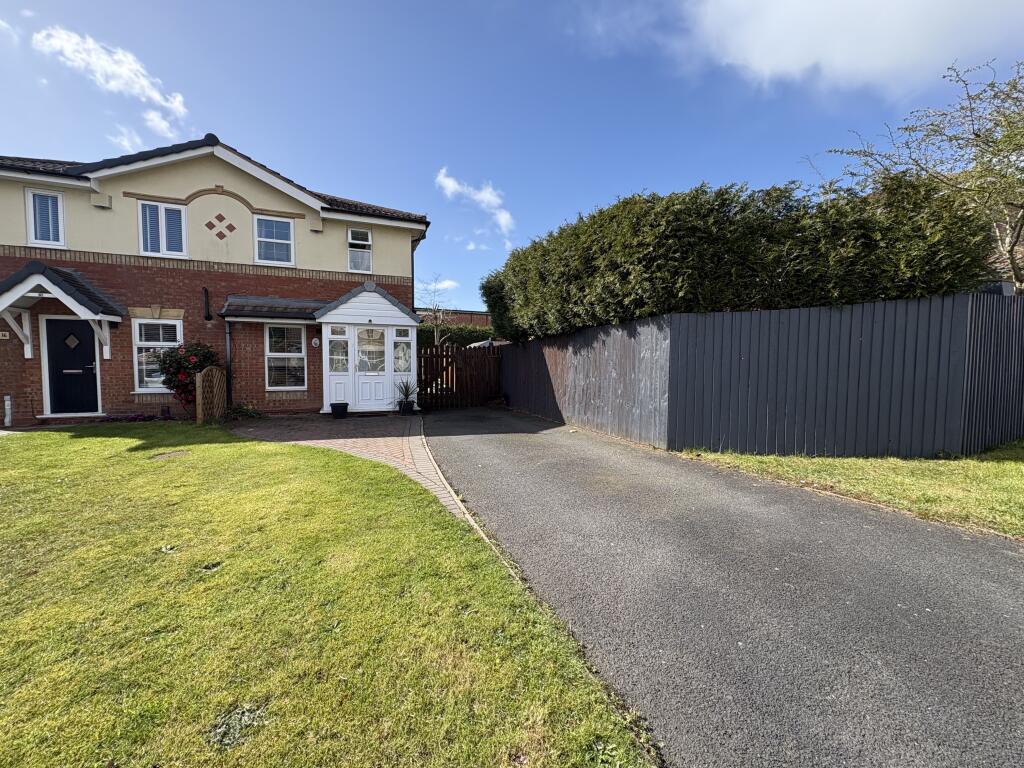 2-bed semi-detached on New Forest Road, Walsall, £200,000