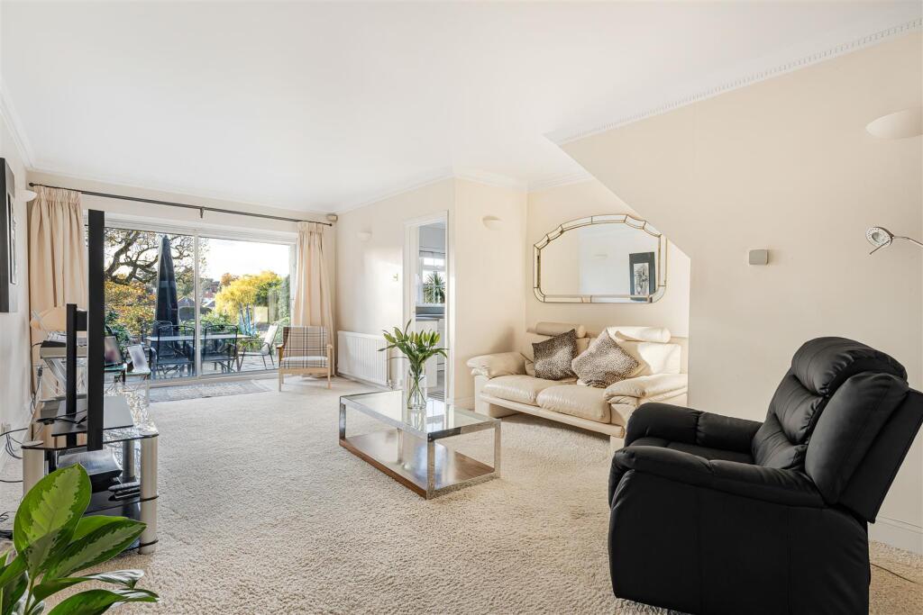 Great Oaks, Chigwell – pohled 2