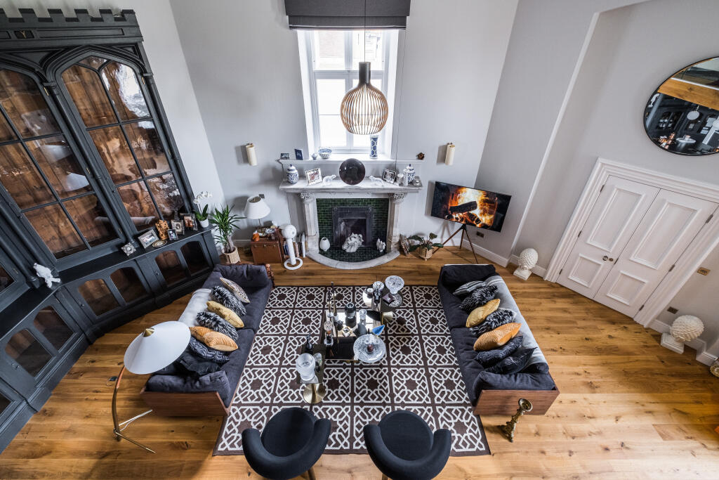 Apartment in London - View 5