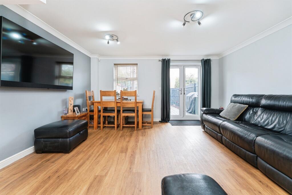 House in Peterborough - View 2