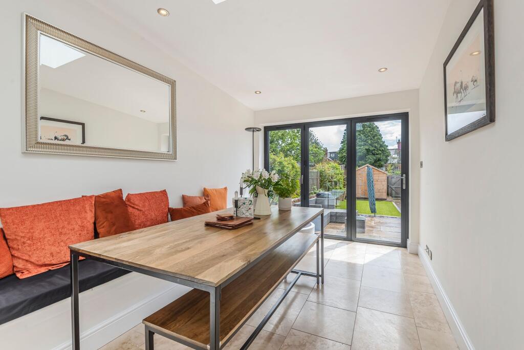 House in Southampton - View 4