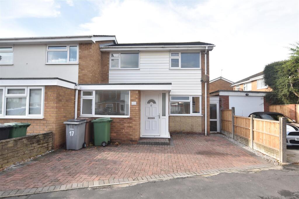 Main image of property: Tarbot Hey, Moreton