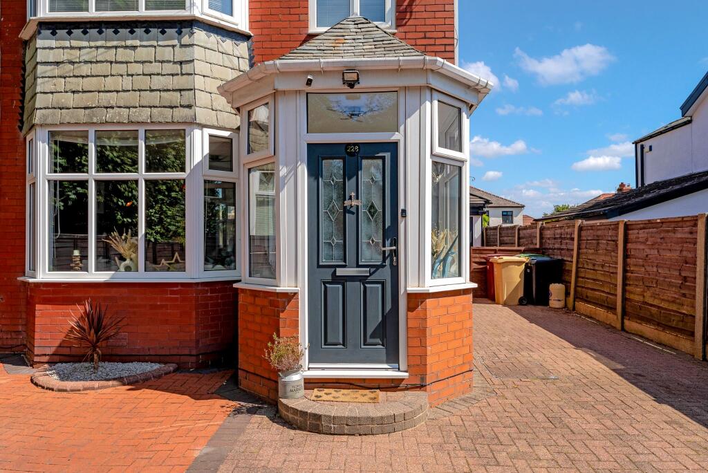 House in Bolton - View 4