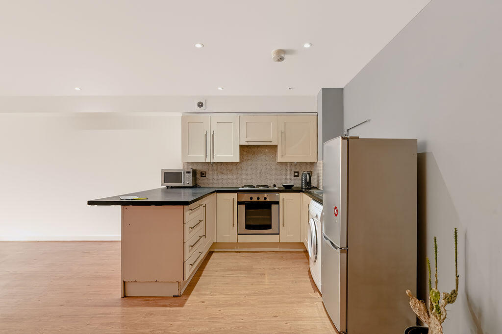 Apartment in Wigan - View 5