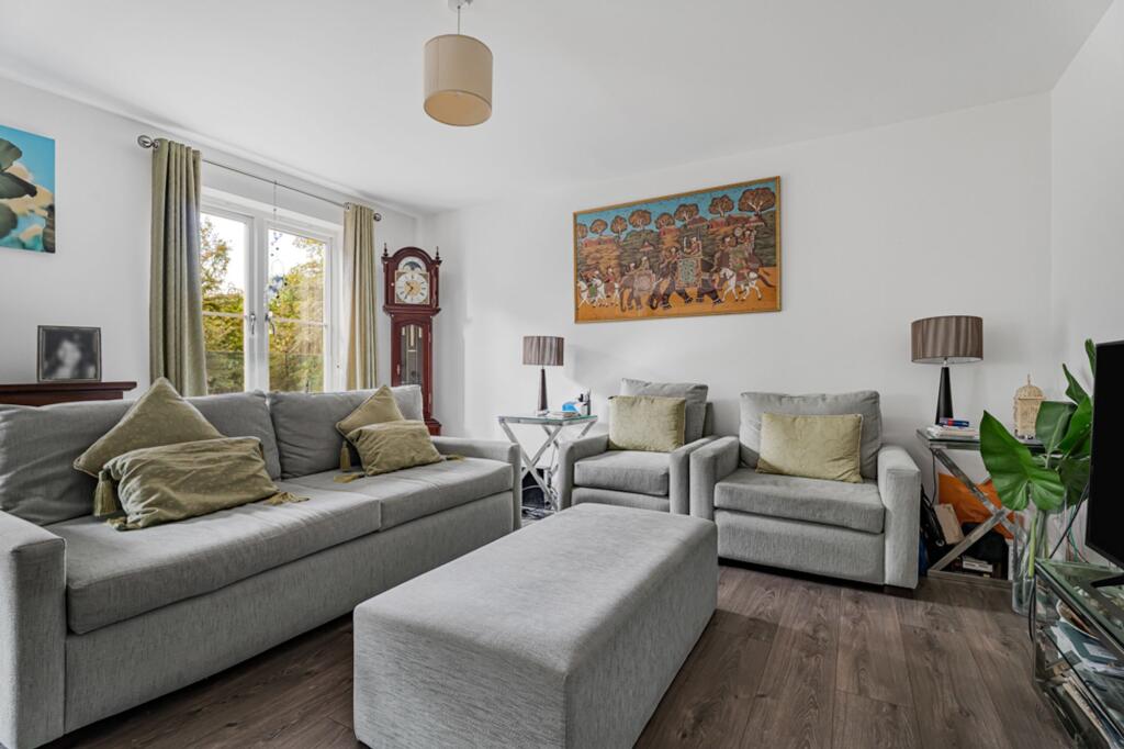 Apartment in Stevenage - View 4
