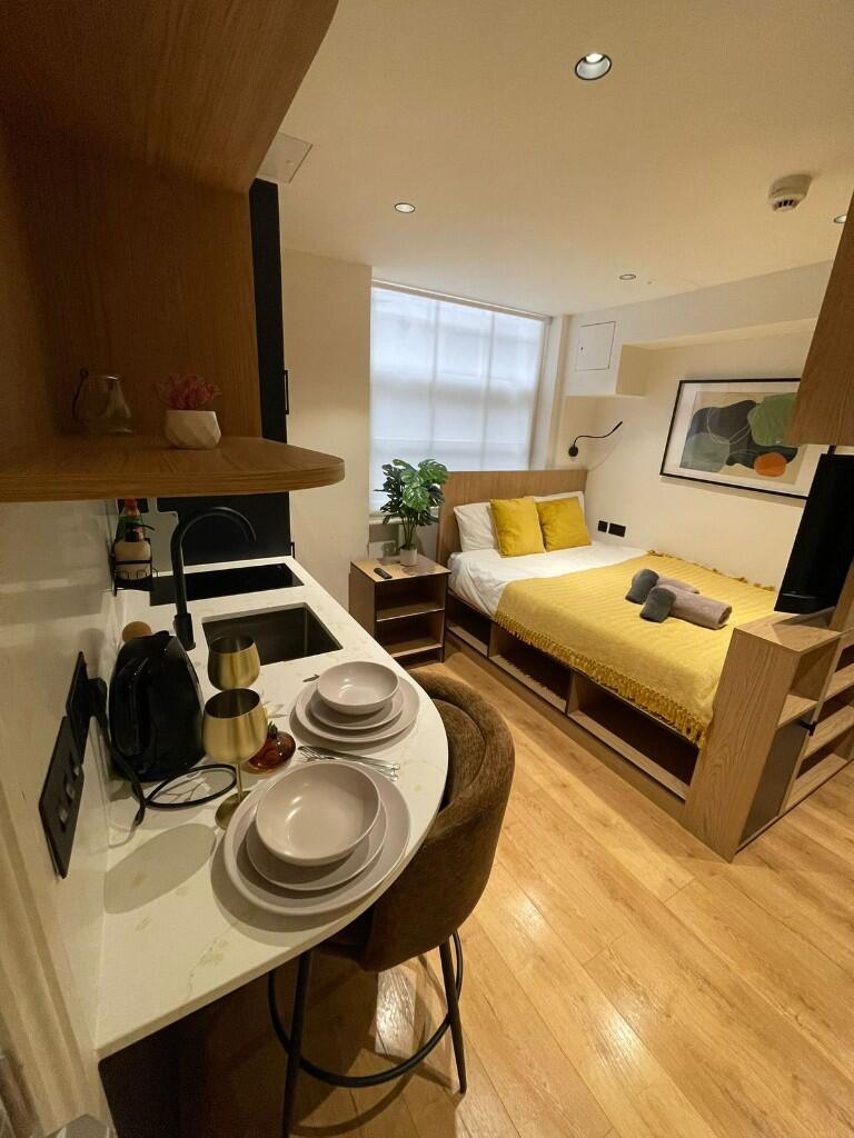 Studio flat for rent