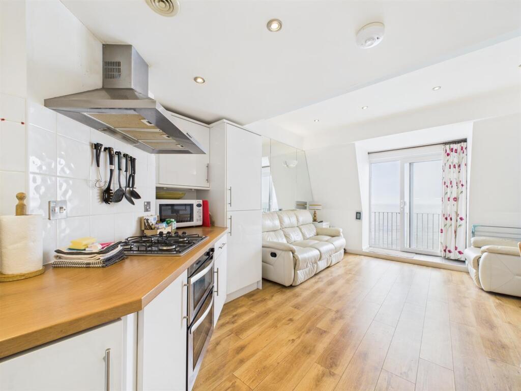 Main image of property: Capstone Crescent, Ilfracombe