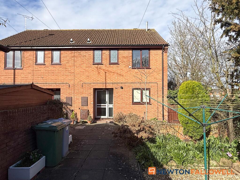 Main image of property: Ellerslie Close, Newark