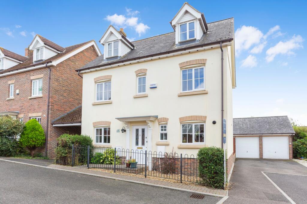 Main image of property: Yalbury Wood Way, Gillingham