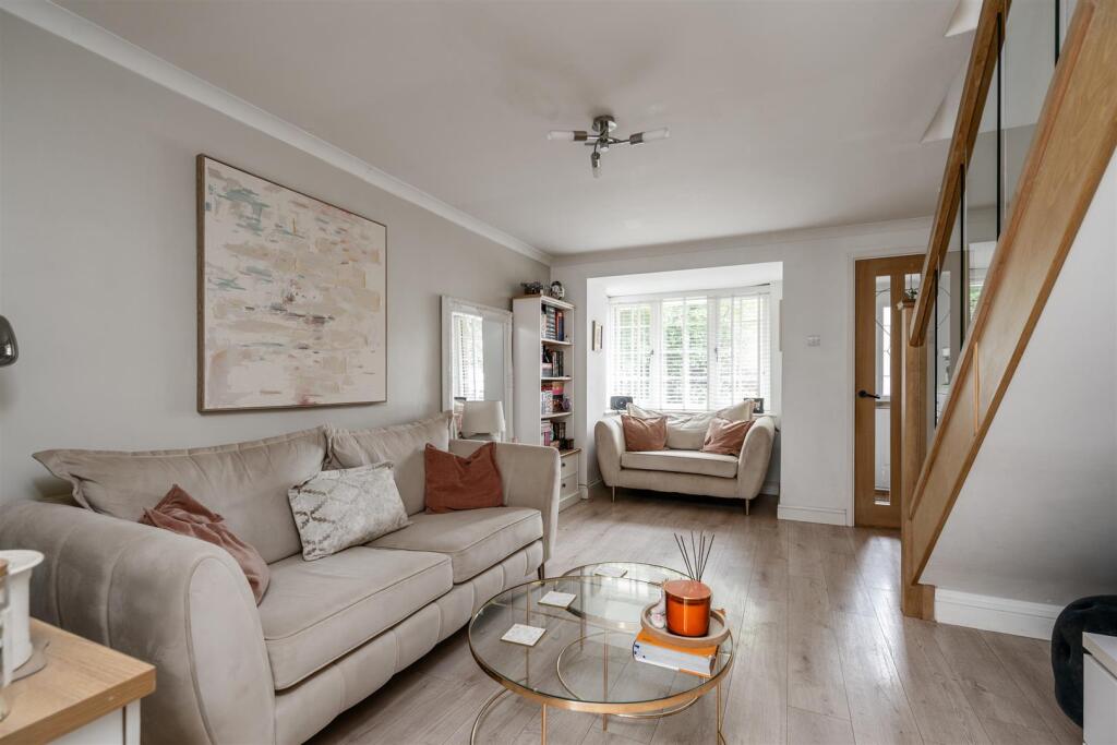 Deanbrook Close, Shirley, Solihull photo 2