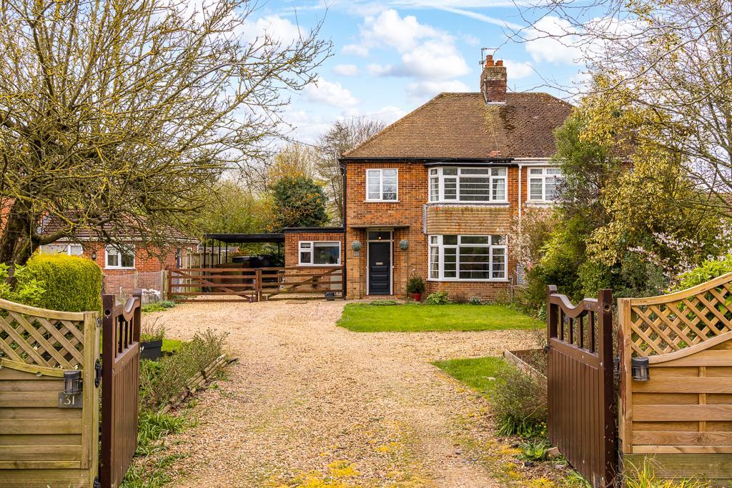 3-bed semi-detached on Quadring Road, Donington, £230,000