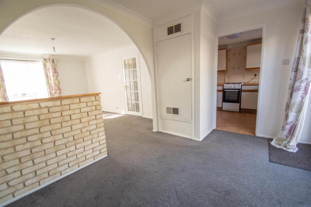 House in Cambridge - More