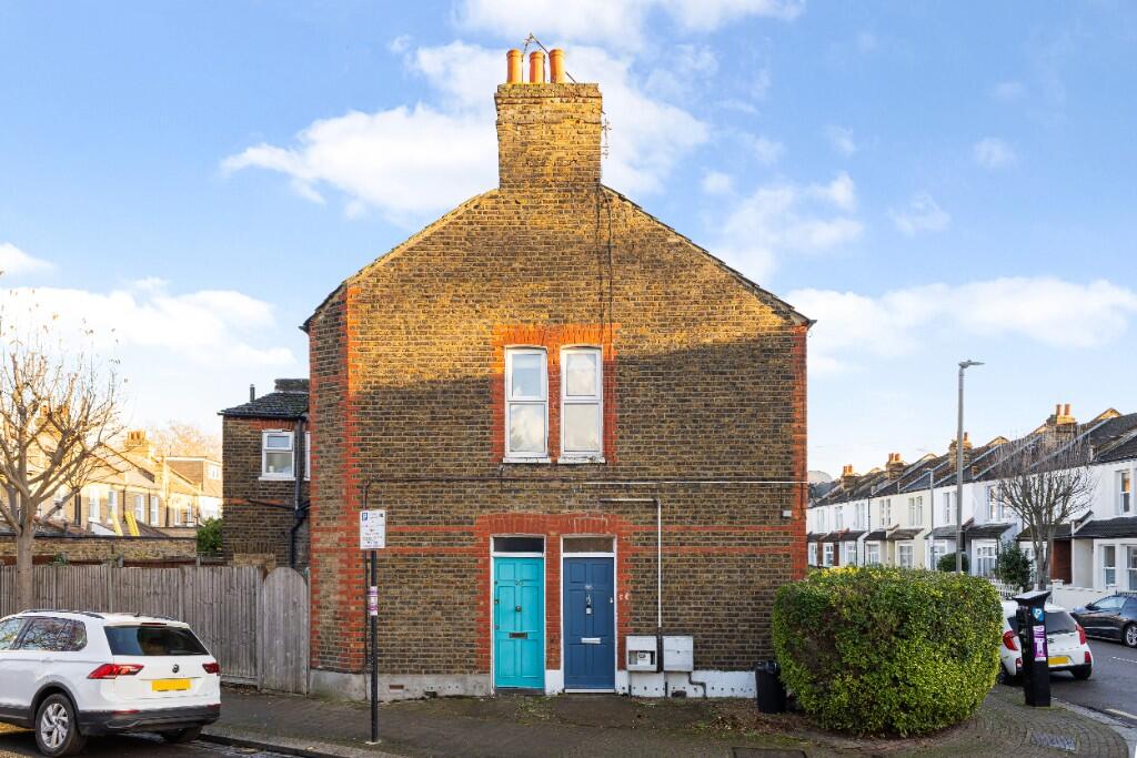 Main image of property: Kenlor Road, London, SW17