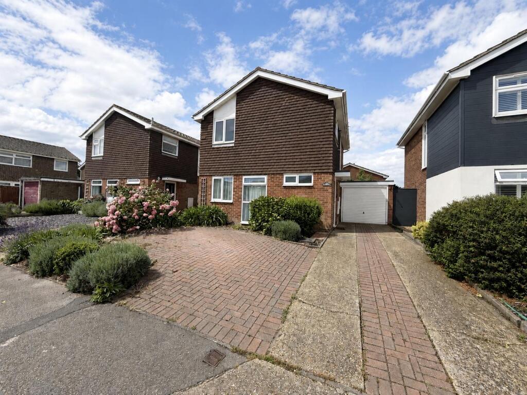 Main image of property: Link Way, Stubbington, Fareham