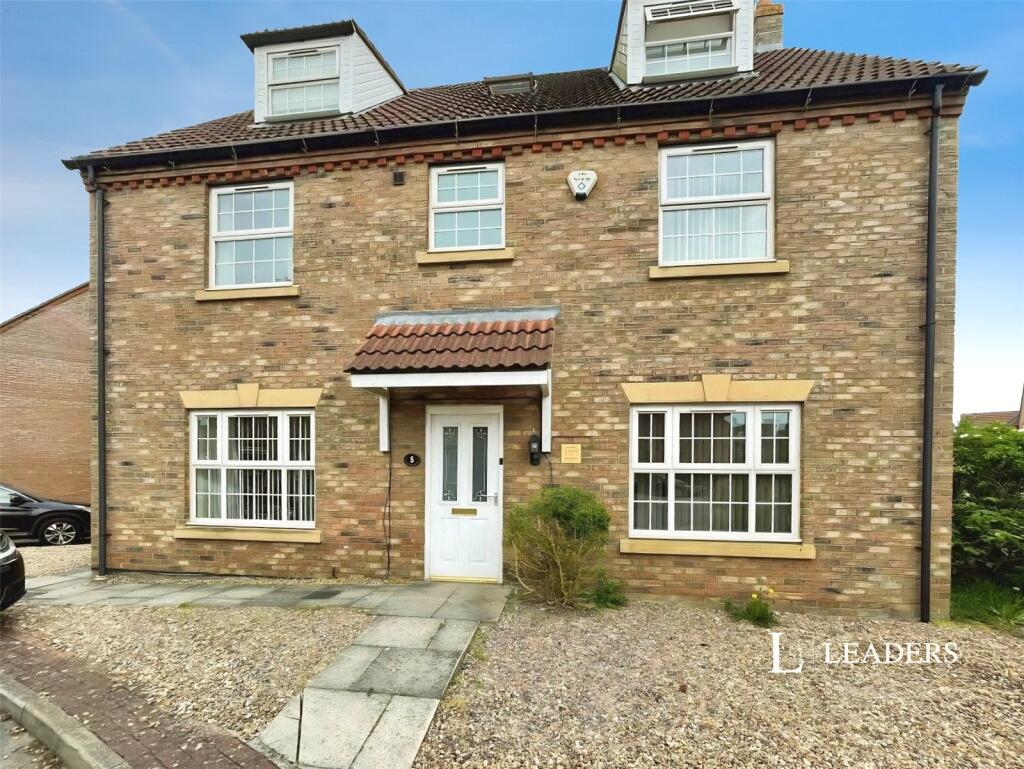 House in West Lindsey, Greetwell - View 4