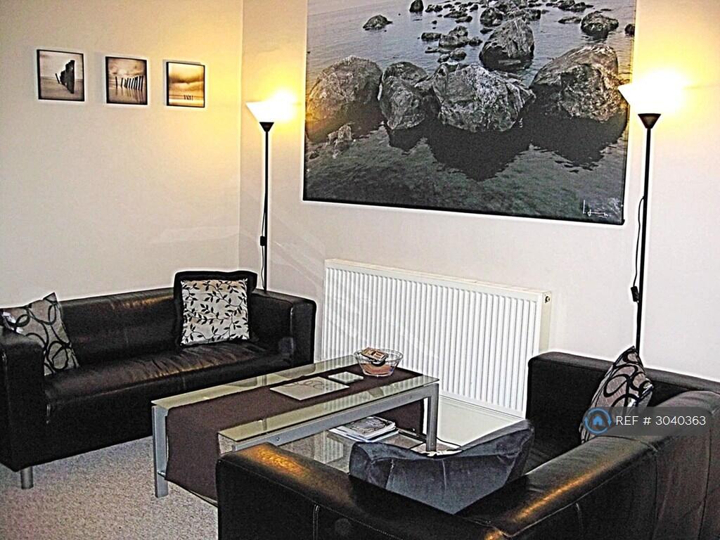 Apartment in Bath - View 2