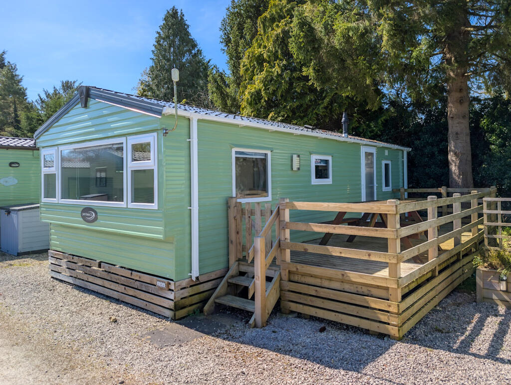 2-bed caravan on Fell End Holiday Park, Slackhead Road, Hale, Milnthorpe LA7 7BS, £38,995