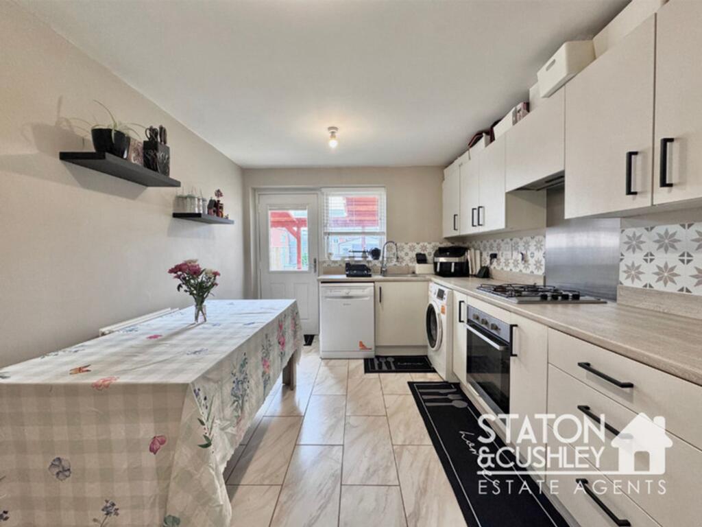 Miners Close, Bilsthorpe, NG22 - View 4