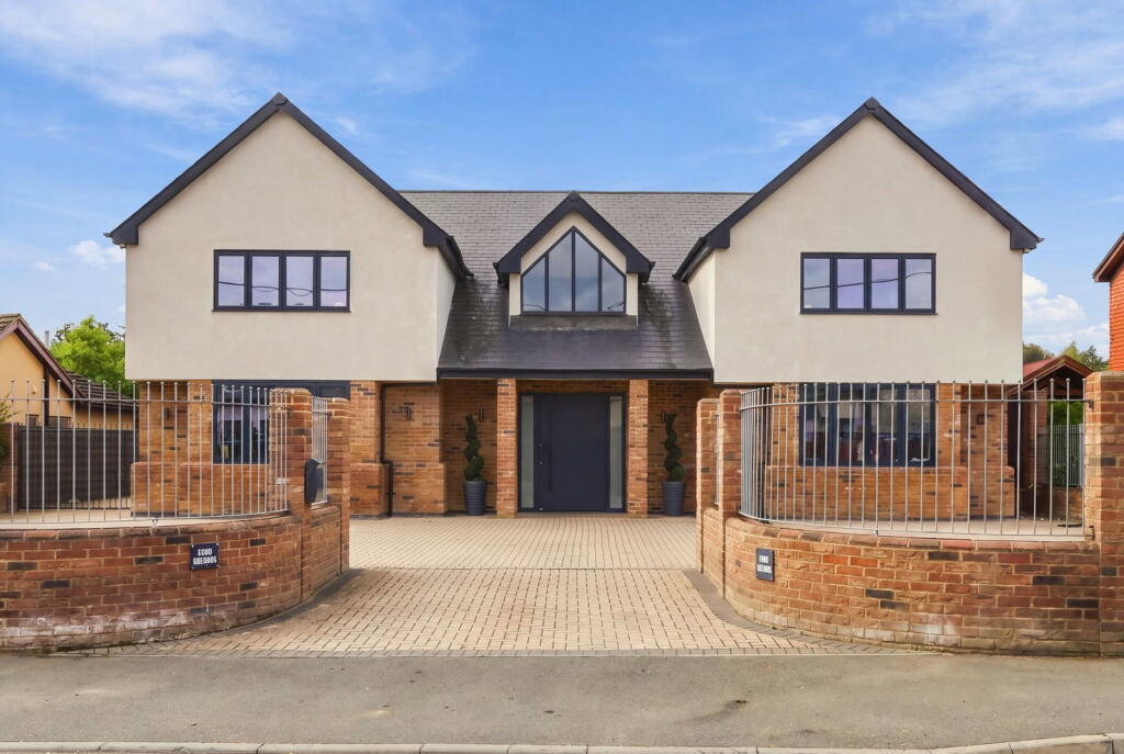 House in Chelmsford - View 2